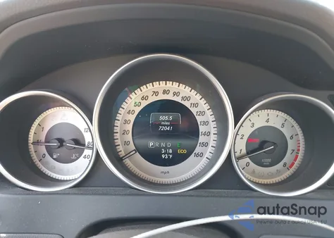 2014 Mercedes-Benz C 300 Luxury 4Matic/Sport 4Matic z USA, uszkodzony, nr VIN WDDGF8AB1EG243395